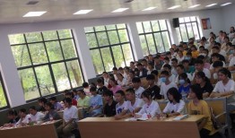 淮北高一新生报道带什么东西