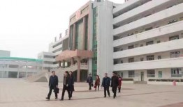 淮北天一中学校长叫什么名字