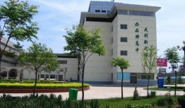 淮北市十二中分班考试考什么