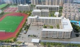 淮北五中什么时候有高中部的