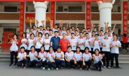 淮北一中送物资的老师叫什么