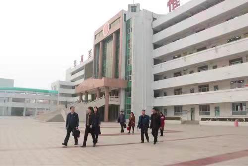 淮北天一中学校长叫什么名字