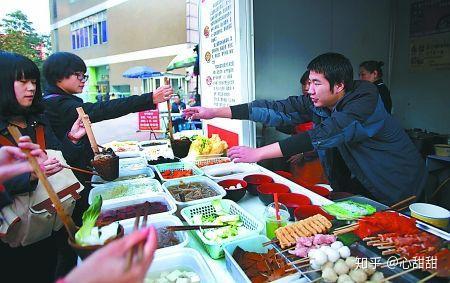 淮北一小门口摆摊卖什么