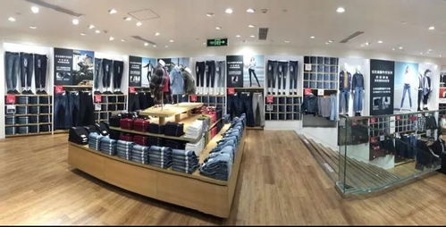 淮北万达外面的服装店叫什么